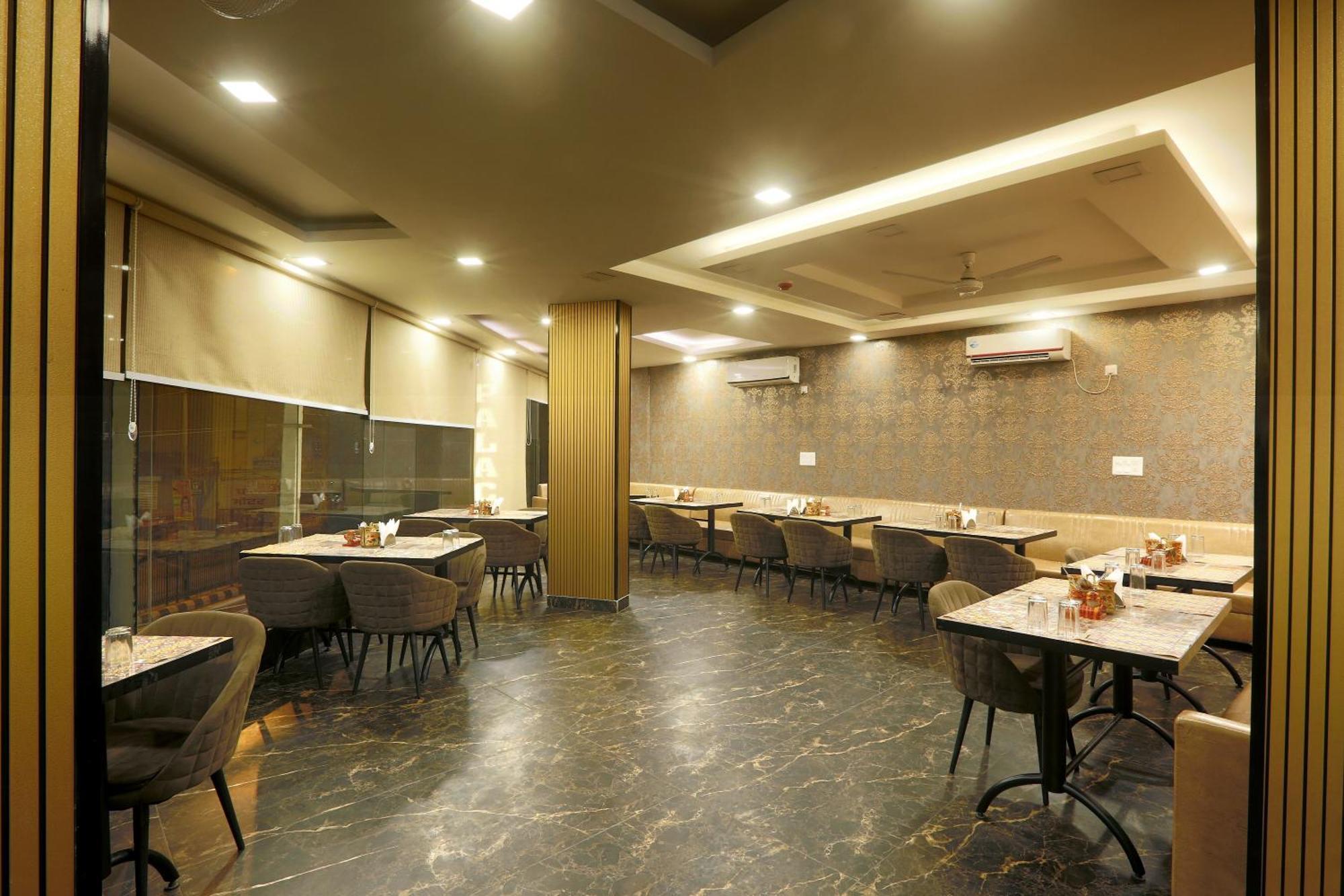 Hotel Prithvi-Raj Near Delhi Airport Nova Deli Exterior foto