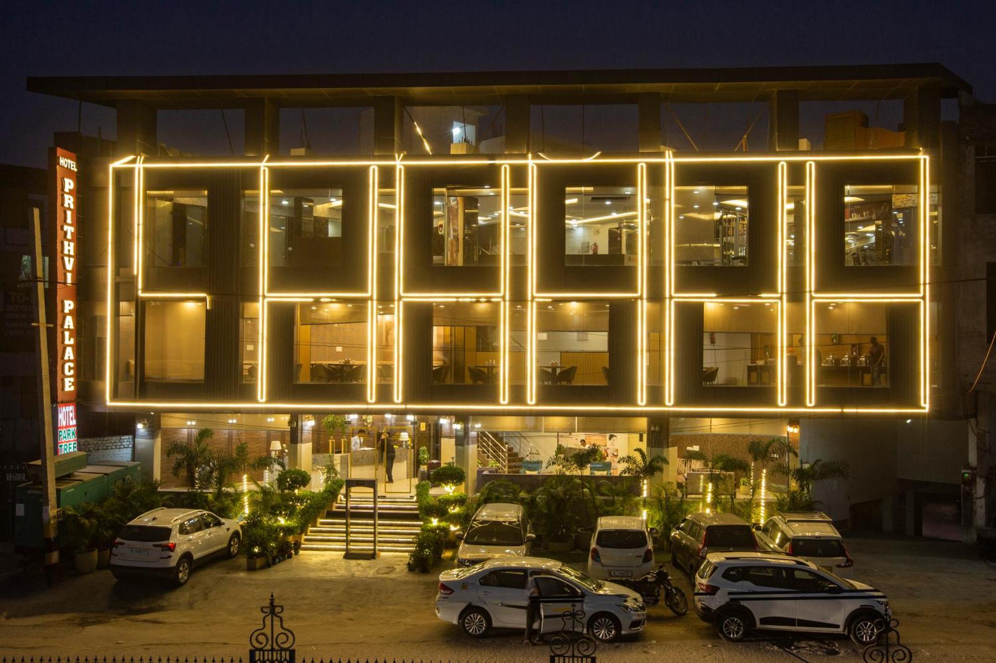 Hotel Prithvi-Raj Near Delhi Airport Nova Deli Exterior foto