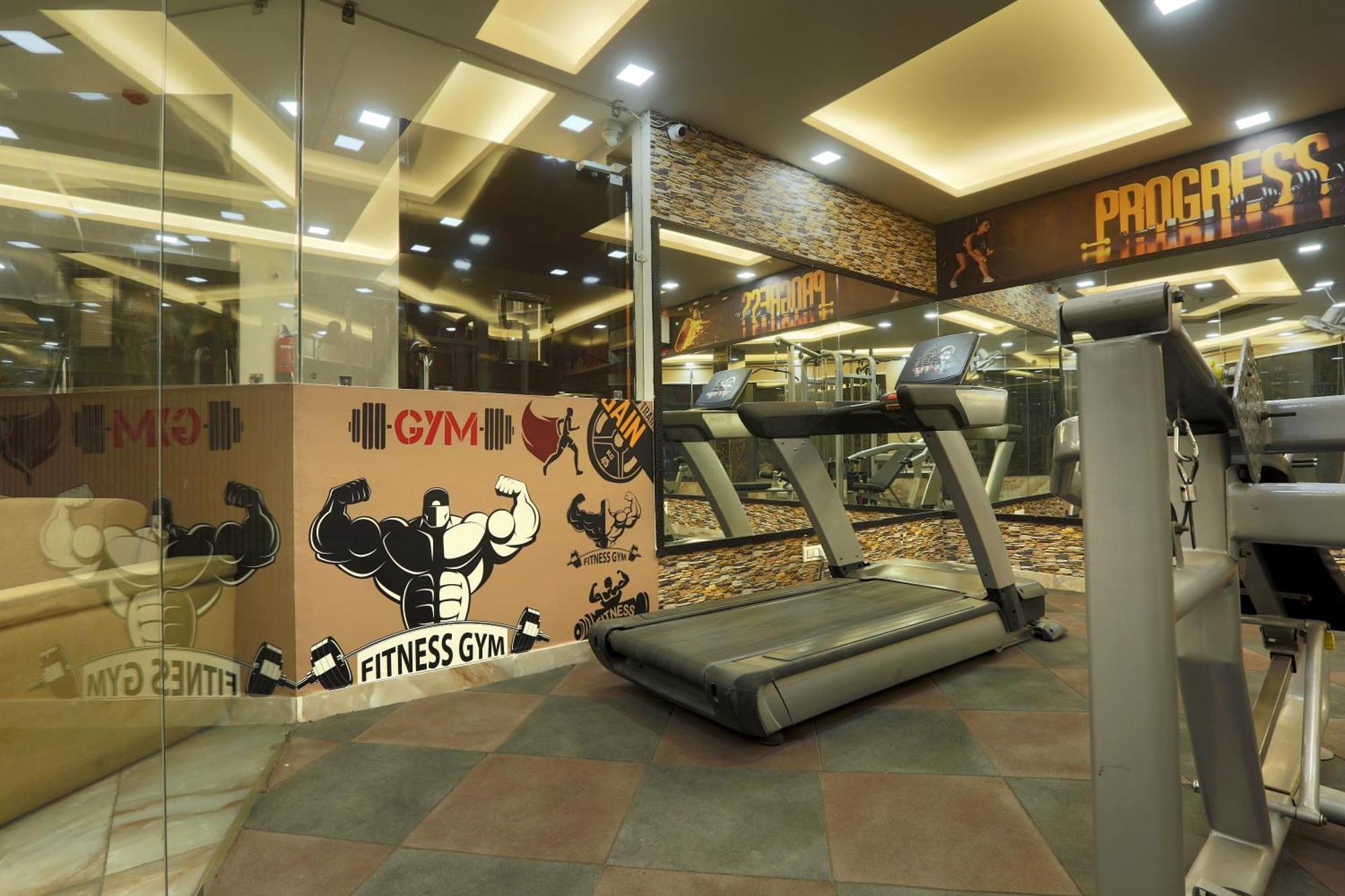Hotel Prithvi-Raj Near Delhi Airport Nova Deli Exterior foto