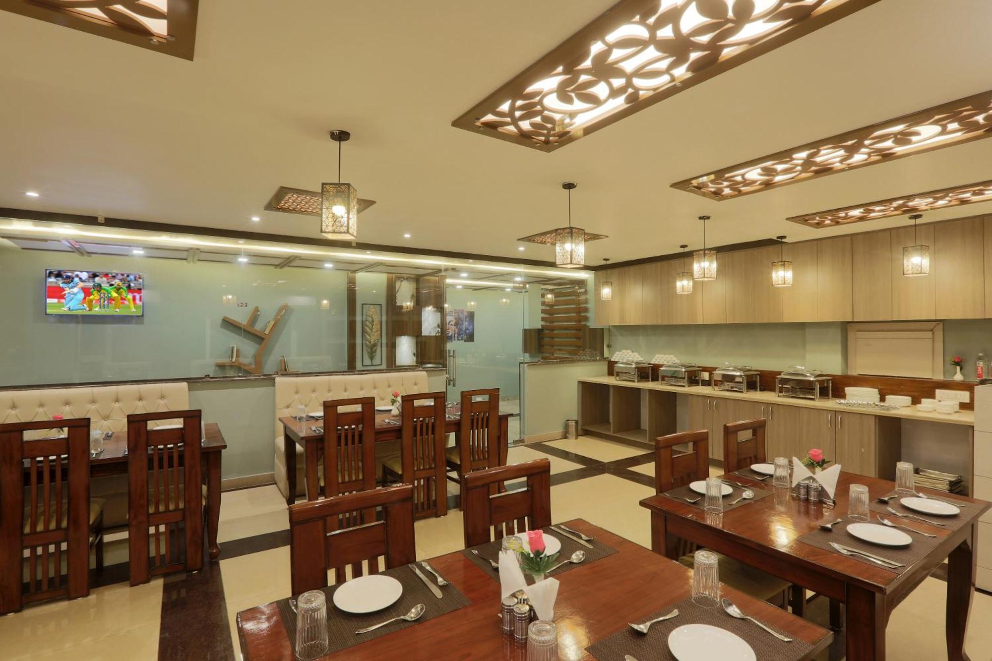 Hotel Prithvi-Raj Near Delhi Airport Nova Deli Exterior foto